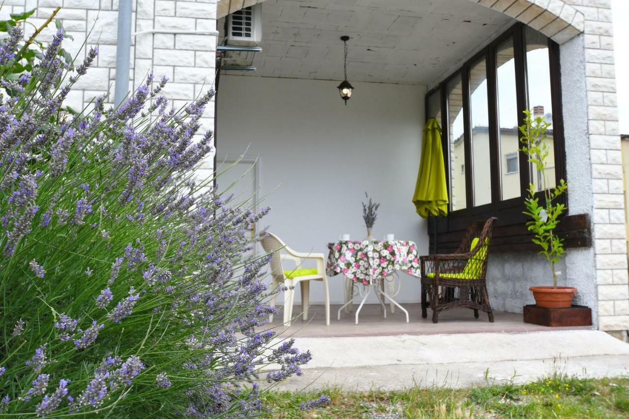 Studio Apartman Kris Marinici  Exterior photo